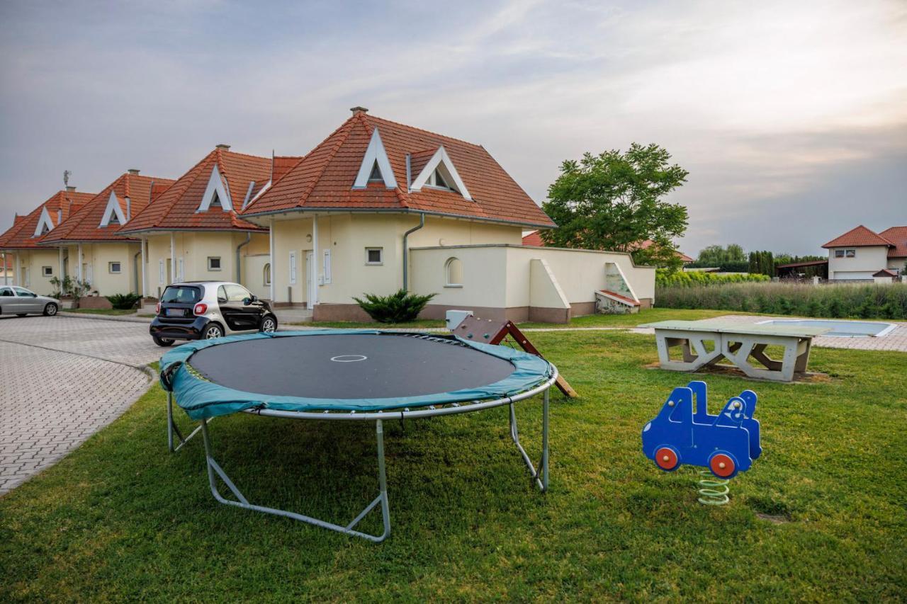 Villa Lake House20 Velence Exterior foto